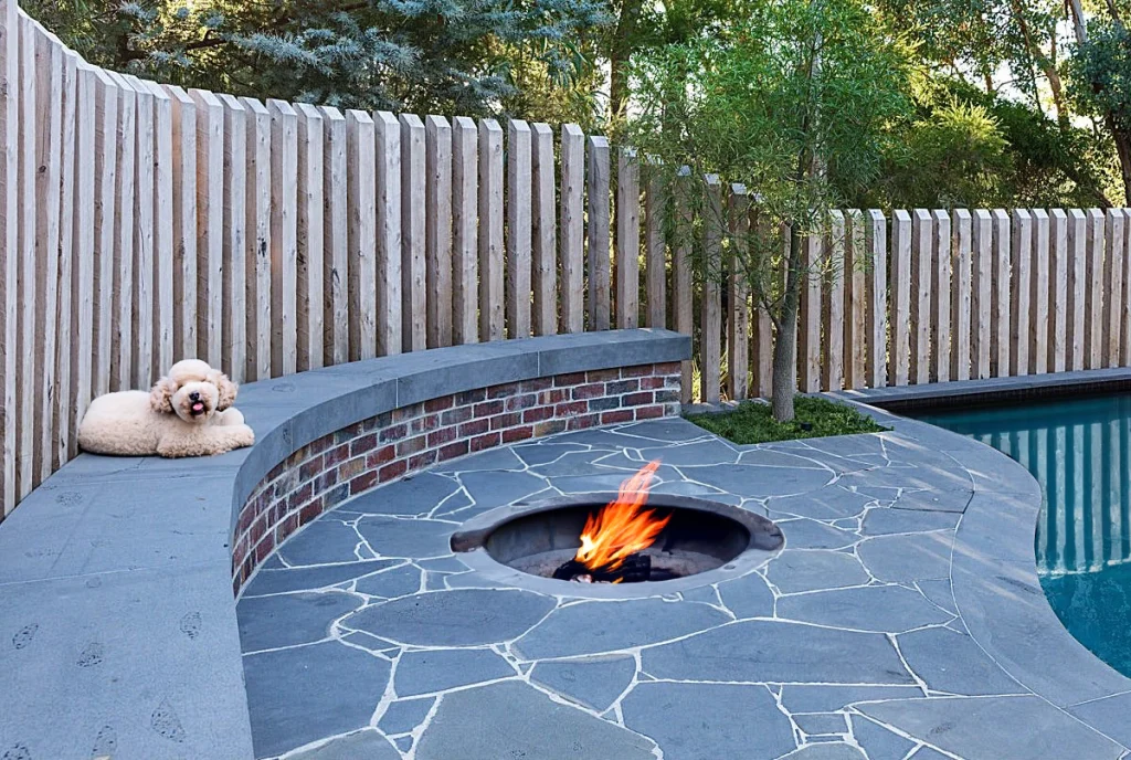 hakaway-bluestone-crazy-paving